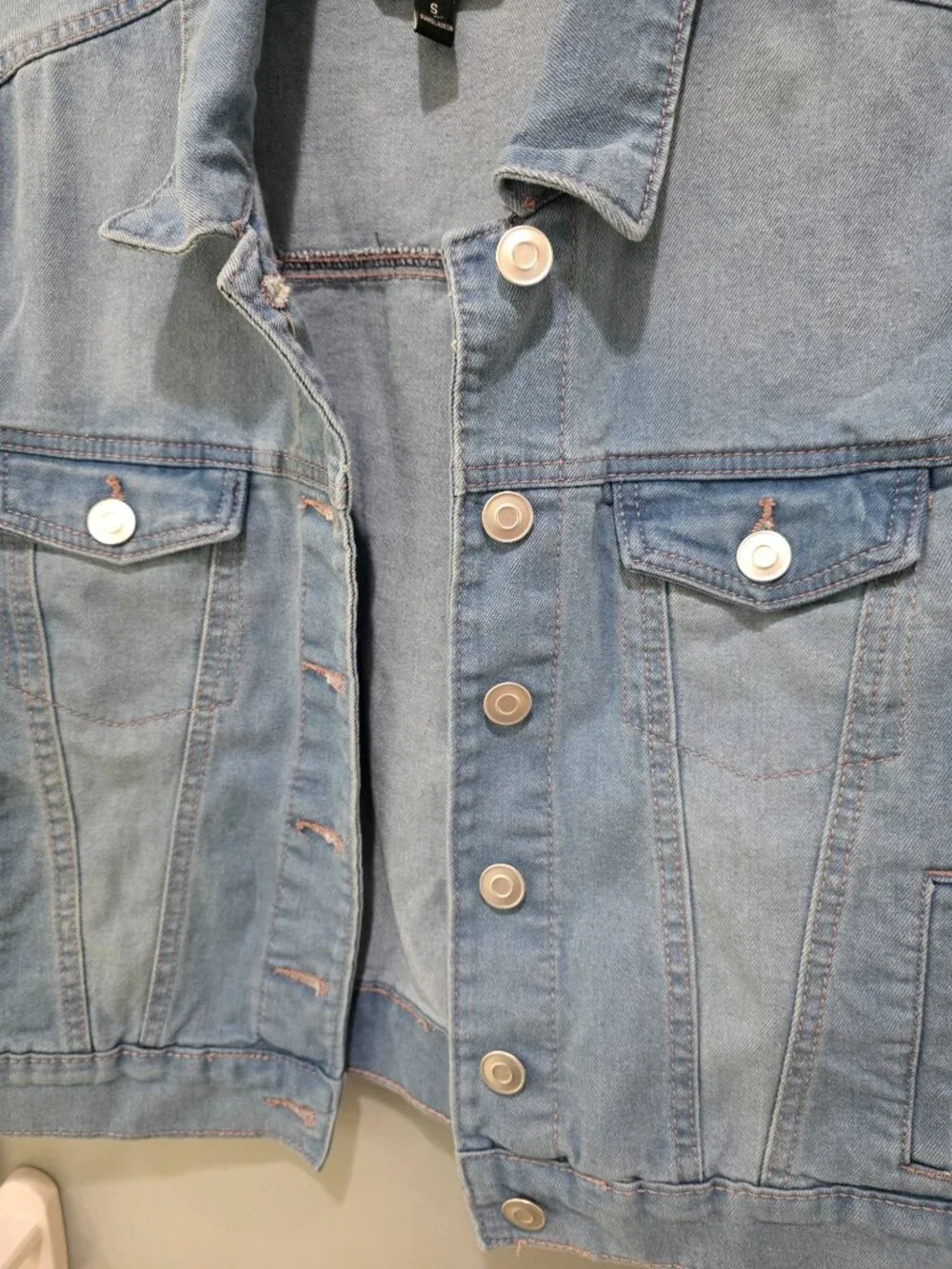Baccini Light Wash‎ Denim Jean Jacket – Women’s Small Button Front Classic - Picture 3 of 12